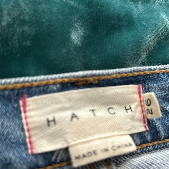 Crop Maternity Jeans - Picture 3 of 6